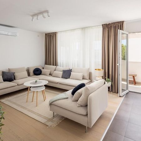 Apartment Nova 4* 杜基拉特 外观 照片